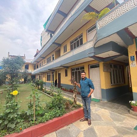 Pushpa Guest House Pokhara Exterior photo