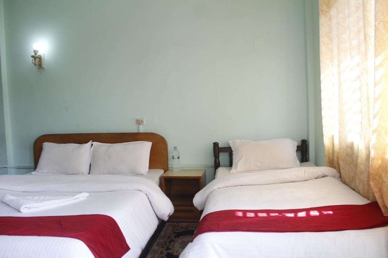 Pushpa Guest House Pokhara Exterior photo